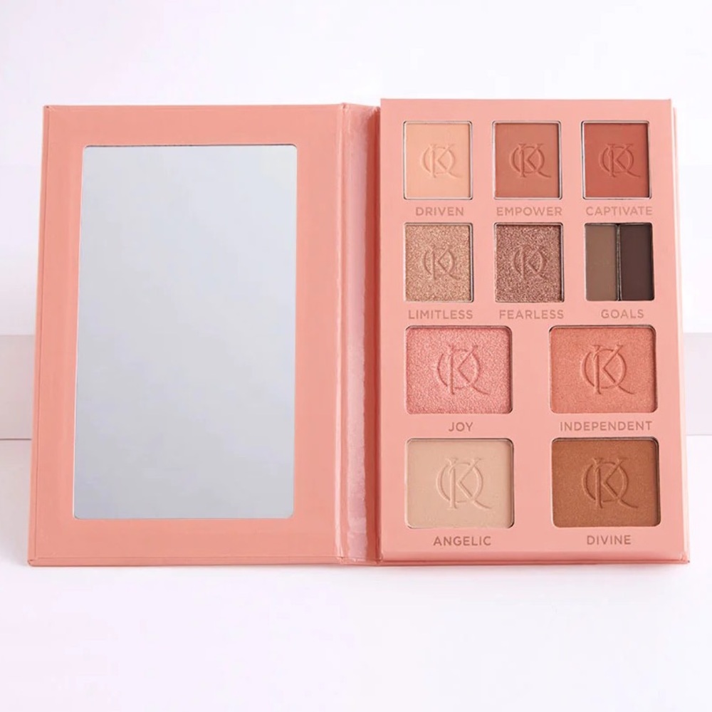 KENIA ONTIVEROS “Glow & Go” Kit (Brand New!)🌟💕